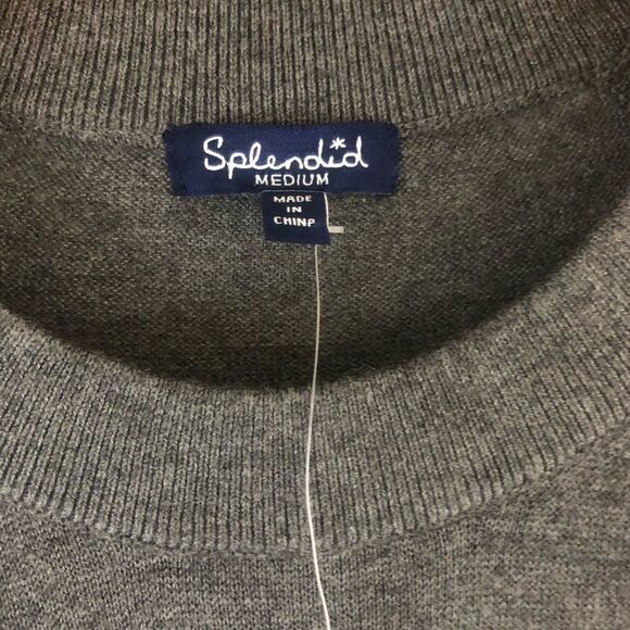 Splendid cut shoulder long sleeves charcoal gray sweater size M. New with tags - Picture 4 of 7